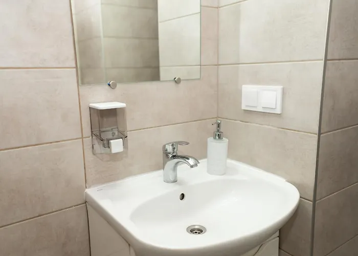 і львівська резиденція إلفيف